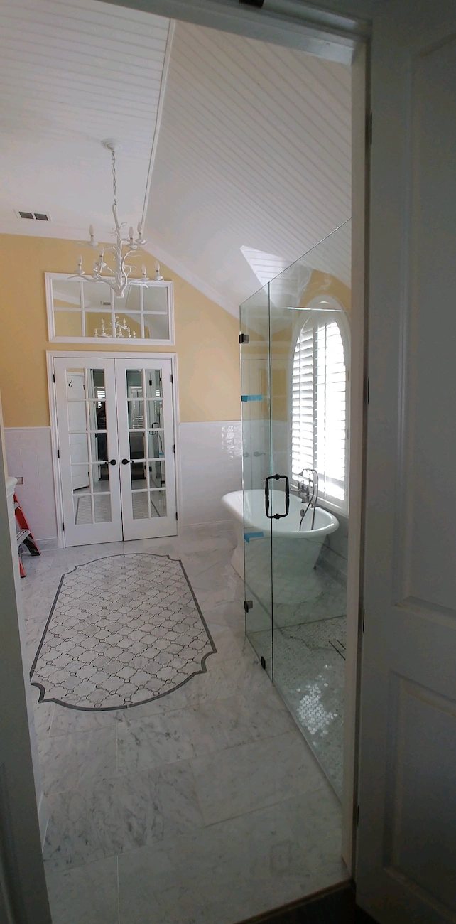 Rent A Husband project gallery photo: Bathroom after